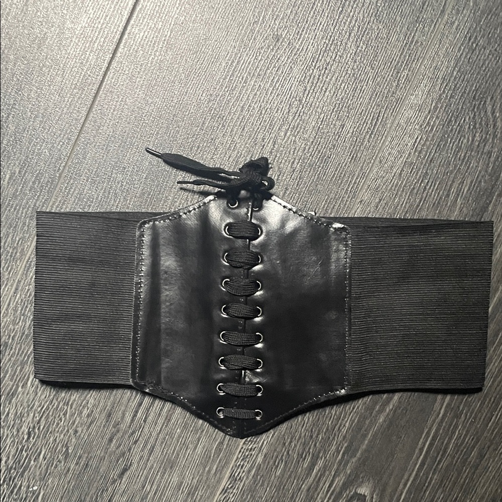 Black corset belt